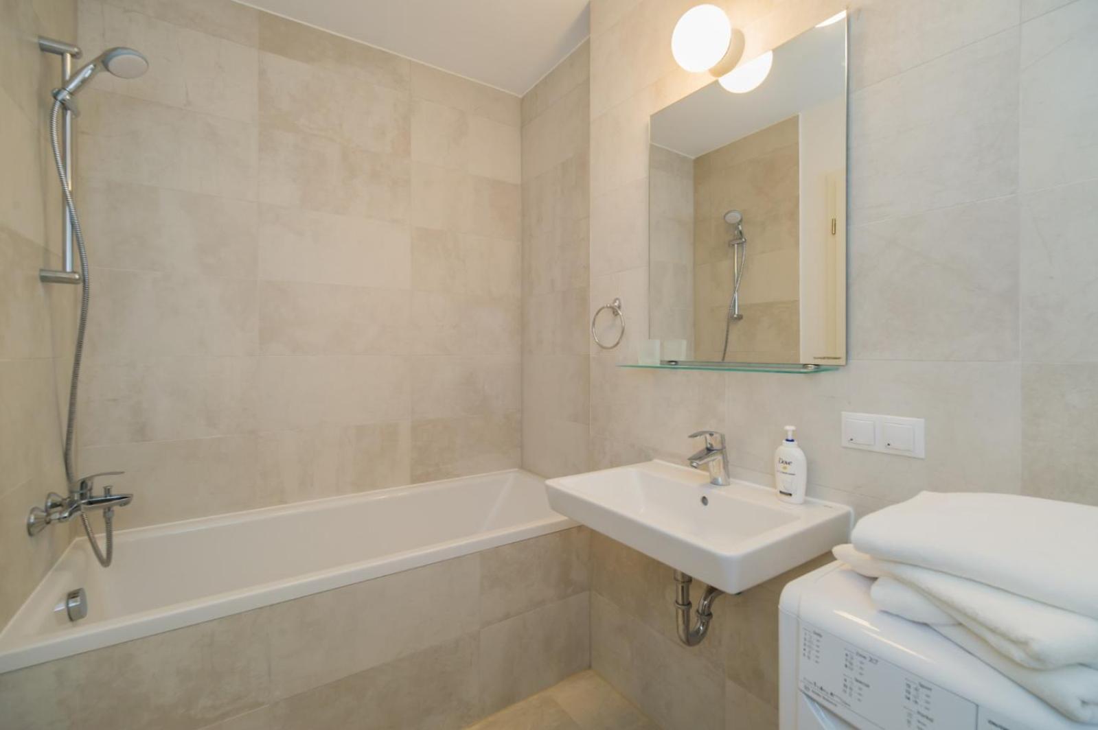 Kasper Cozy Apartments - Coresi Mall #บราชอฟ ภายนอก รูปภาพ