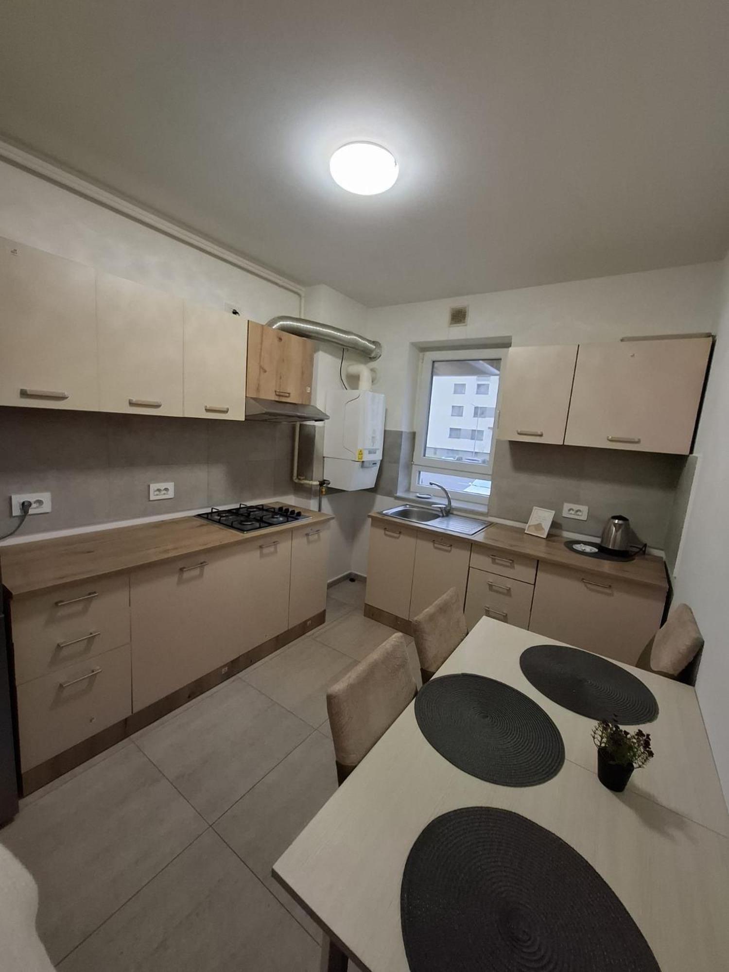 Kasper Cozy Apartments - Coresi Mall #บราชอฟ ภายนอก รูปภาพ
